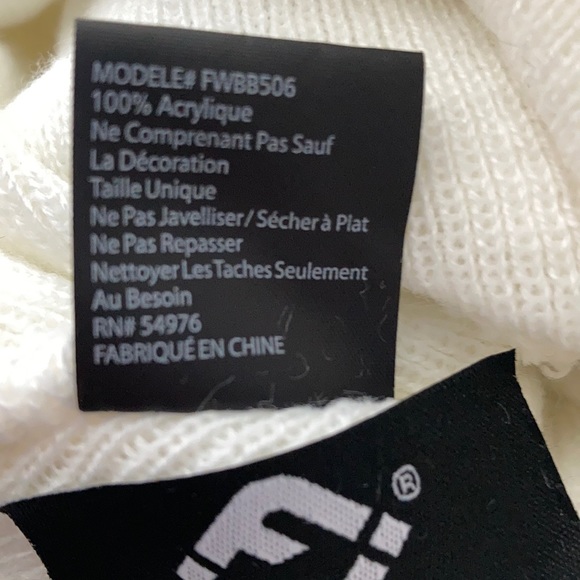 Funky Junque brides winter hat - Picture 5 of 5